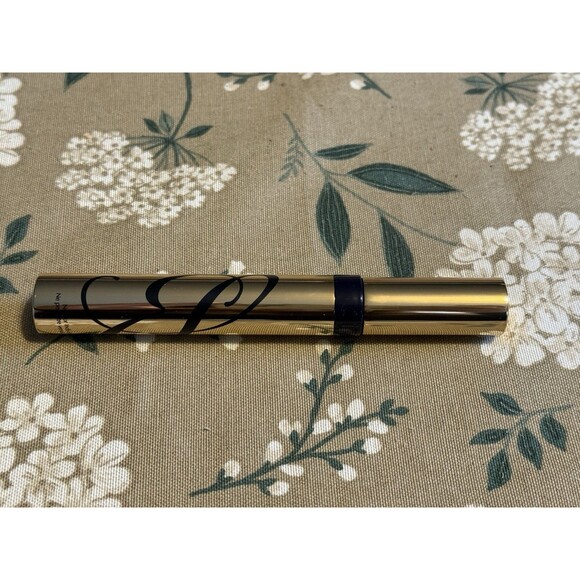 Estee Lauder Sumptuous Extreme Lash Multiplying Volume Mascara - Extreme Black, - Picture 3 of 4
